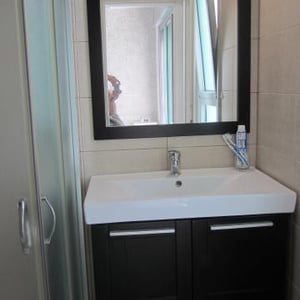 Parents shower bathroom