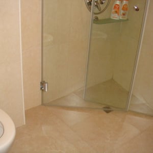 SDB douche unité indépendante