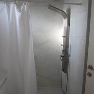 Showerbathroom
