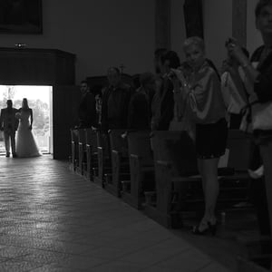 Mariage cérémonie religieuse entrée des mariés