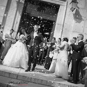 Mariage cérémonie religieuse sortie des mariés