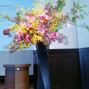 ￥15000　124x189x43　最終講義スタンド花