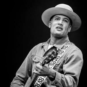 BEN HARPER
