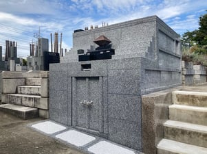 深谷石材店：東福寺霊園・永代供養墓