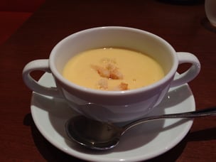 東京一おいしいと評判のコーンスープ