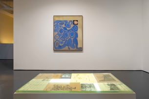 2023 "Backwards Avantgarde" Galeria Pedro Cera, Lissabon  Courtesy by Galeria Pedro Cera. Photo: Bruno Lopes