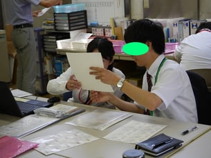 ひとりは健常者。ひとりは障がい者。共に働く社会が、もっと広まると良いのですが...