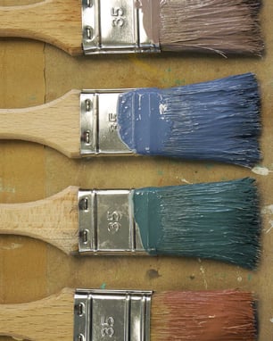 Pinsel mit Standölfarben