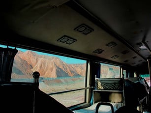 bequeme Liegesitze - für fast 20 Stunden Fahrzeit