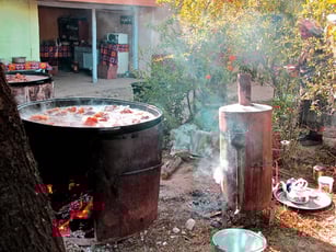 riesige Mengen an Schafsköpfen waren schon vorbereitet