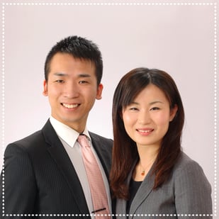 代表とその妻の写真