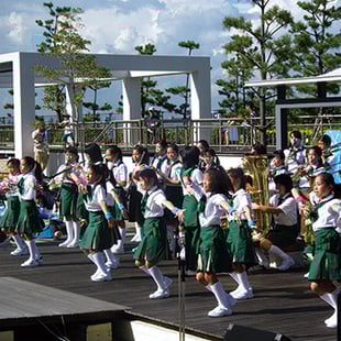 中庭のステージ