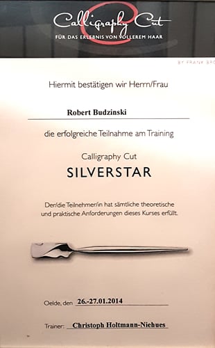 Zertifikat Calligraphy Cut Robert Budzinski von Budz Friseure in München Schwabing