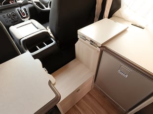 BRILLANTE-跳ね上げ式カウンター