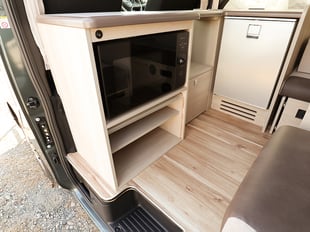 BRILLANTE-電子レンジ＆シューズスペース