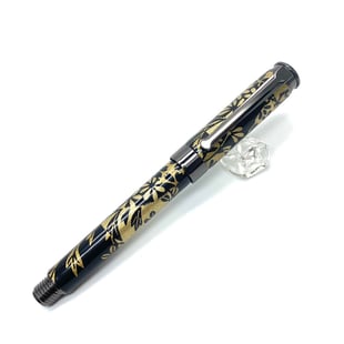 #ギフト #プレゼント #贈り物 #お祝い #誕生日 #バースデー #結婚記念 #筆記具 #文房具 ＃万年筆 #ボールペン #シャープペン #木材 #和紙 #お祝い #入学 #卒業 #就職 #昇進 #栄転 #昇進 #送別 #還暦 #内祝い #クリスマス #新生活 #母の日 #父の日 #敬老の日 木箱 BOX ケース