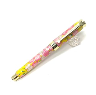 #ギフト #プレゼント #贈り物 #お祝い #誕生日 #バースデー #結婚記念 #筆記具 #文房具 ＃万年筆 #ボールペン #シャープペン #木材 #和紙 #お祝い #入学 #卒業 #就職 #昇進 #栄転 #昇進 #送別 #還暦 #内祝い #クリスマス #新生活 #母の日 #父の日 #敬老の日 木箱 BOX ケース