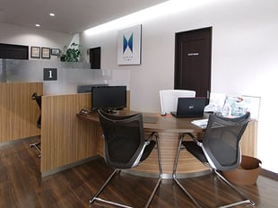 保険タイム社内写真、ご希望の場所でご相談イメージ