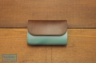 KUBIKI MIDDLE WALLET