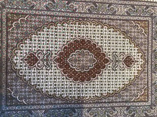 ペルシャ　手織　マット　絨毯　東京デザインセンター　栃木県家具　鹿沼市　東京インテリア　ショールーム