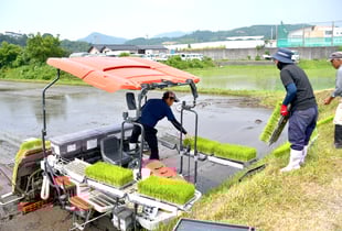 私たちと一緒に新しい農業をやってみませんか？