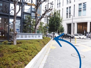 本町通りを左へ