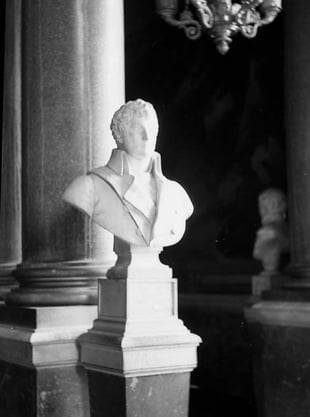 Büste von einer kaiserlichen Hohheit