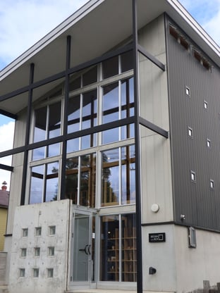 旭川市　北の嵐山　クラフトブラウンボックス