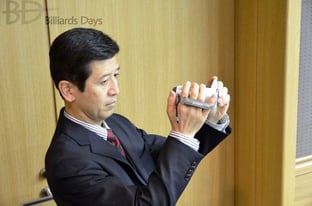 新井プロがビデオを回す姿……一体何枚撮ってるんでしょうね