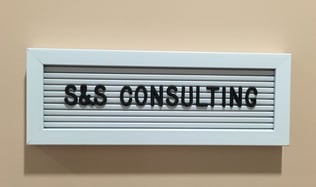 中小企業　中小企業診断士　経営コンサルタント　コンサルタント　コンサル　補助金　ものづくり補助金　省エネ補助金　申請　書類作成　代行　料金　おすすめ　採択率