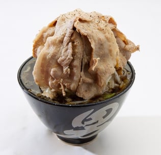 画像はナリナリドットコムより転載。