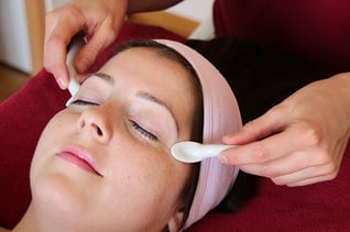 Gesichtspflege bei maximum care cosmetics Zürich, Zürich Nord