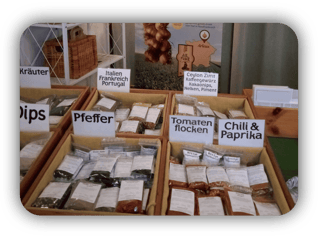 Gewürzmischungen; Gewürze; Kräuter; Laden; Gewürzladen; Freudenberg