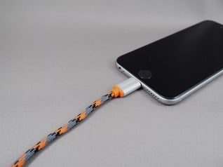 画像はケータイWatchより転載。