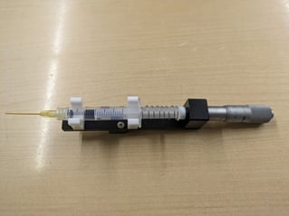 HENKE製シリンジ