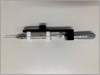 写真②:弊社標準マニュアルディスペンサ ※先端ステンレス針