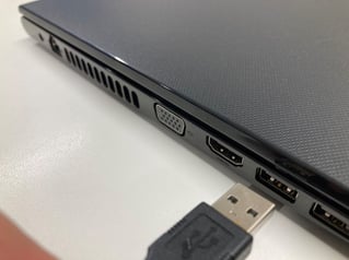 解析用PC ケーブル接続部