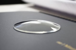 凸形状ワーク_光学レンズ