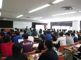 代議員会議の様子