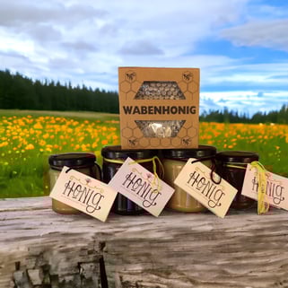 „Honigprodukte kaufen: verschiedene Honigsorten von BienenDidix aus eigener Imkerei“