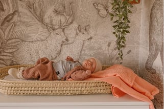 Binnenkijken in bosdieren thema: van baby- naar kinderkamer