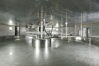 フジワラテクノアートの回転式自動製麹装置