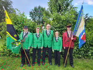 35 Aktivjahre (eidg. Veteran): Carmen Stauffer, Ernst Will, Käthi Huber