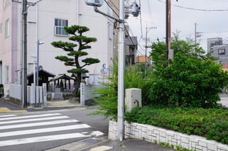 地蔵橋(手前)や地蔵前杁の名の由来となった地蔵