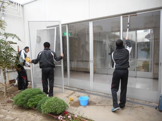 普段、目や手の行き届かない所を分担・協力して、きれいにしてくださいました