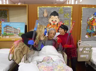 本当はとっても優しい赤鬼と青鬼でした