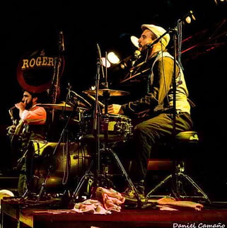 Les Rogers - Daniel Camaño