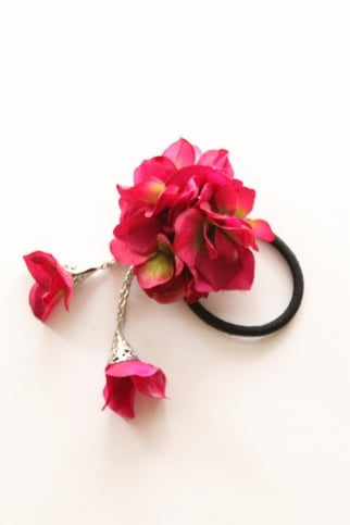 花アクセサリー　ヘアゴム / Beauty 2