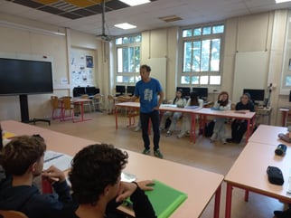 Séance d'entraînement au concours d'éloquence avec le comédien Jérôme Kocaoglu
