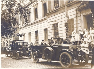 Hindenburg vor der Aula der Universität 1921. Städtisches Museum Göttingen 